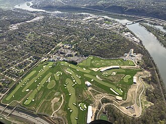 Aerial view of Oakmont, Pennsylvania along the Allegheny River